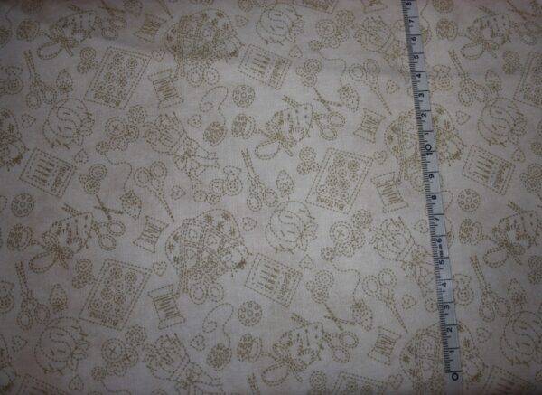 Tessuto americano ideale per patchwork, quilt e cucito creativo, realizzato in cotone 100% in altezza di cm 110.