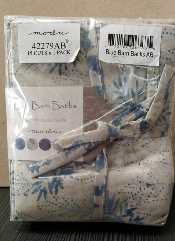 fat quarter blu barn batik