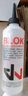 Colla acetovinilica, attaccatutto trasparente, particolarmente adatta per i tessuti e per cuoio, vetro, legno, tessuto, ceramica e altro.