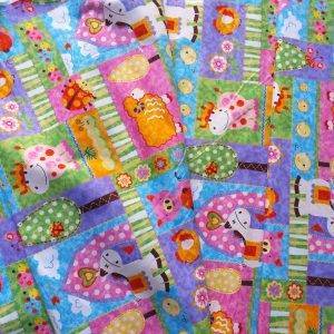 Tessuto americano ideale per patchwork, quilt e cucito creativo per bambini realizzato in cotone 100% in altezza di cm 110.