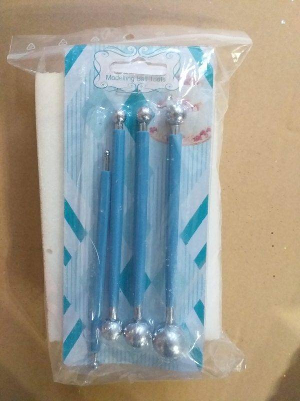 Set di 4 bulini + pad, per modellare fiori 3D.